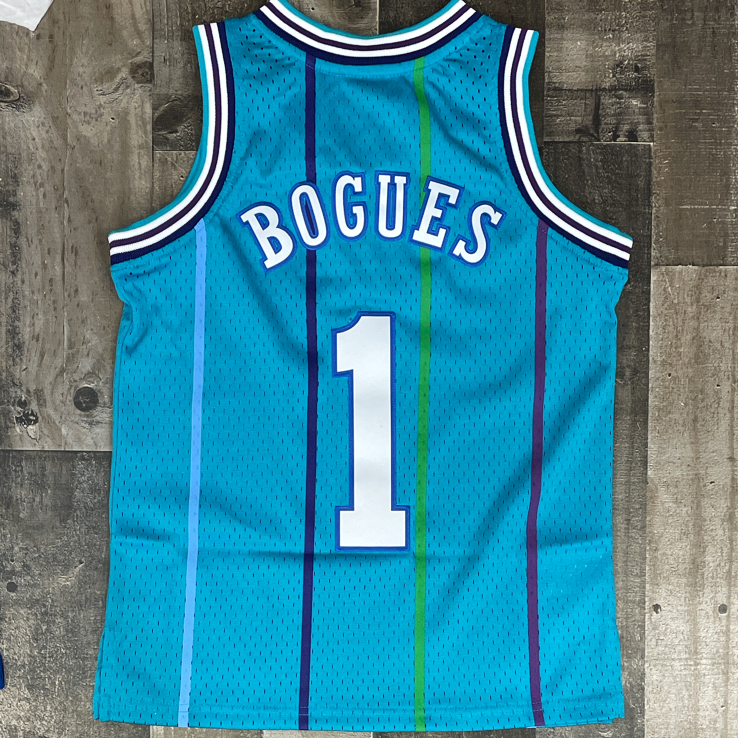Mitchell & Ness- Charlotte Hornets Bogues Muggsy jersey (kids)