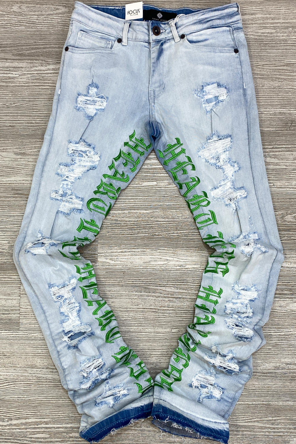 Focus- heartless stacked jeans (ice blue)