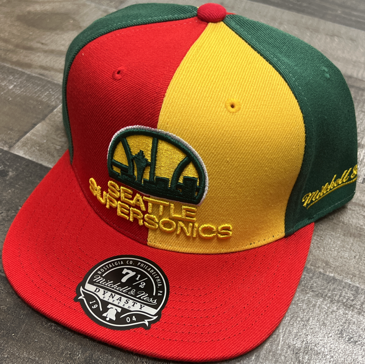 Mitchell & Ness- NBA Reload 2.0 Pinwheel Supersonics Fitted