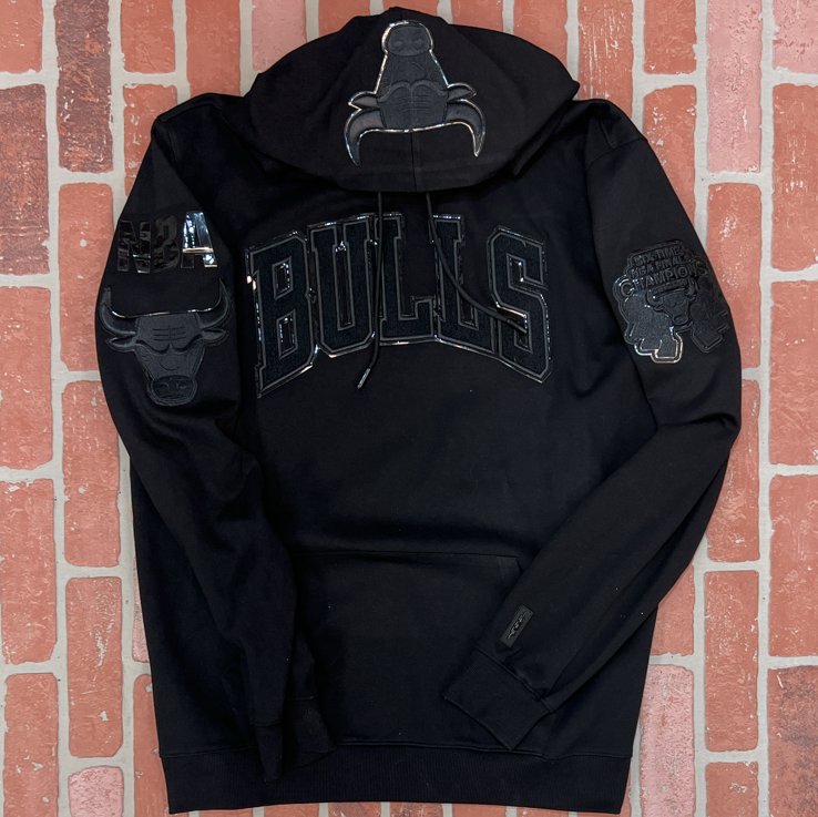 Pro Max - Black out Chicago bulls Hoodie