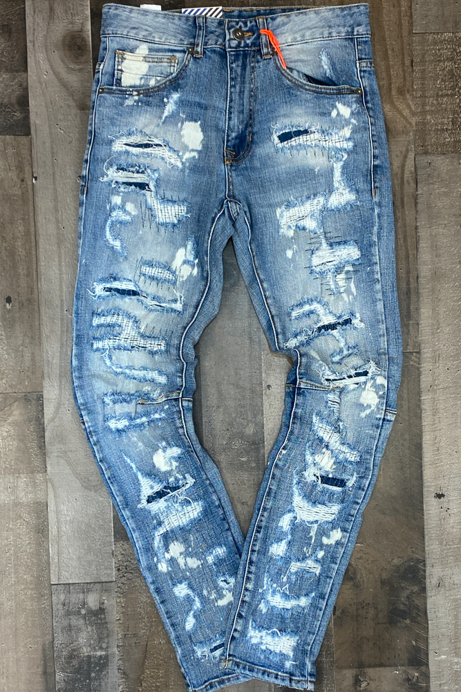 Spark- distressed jeans