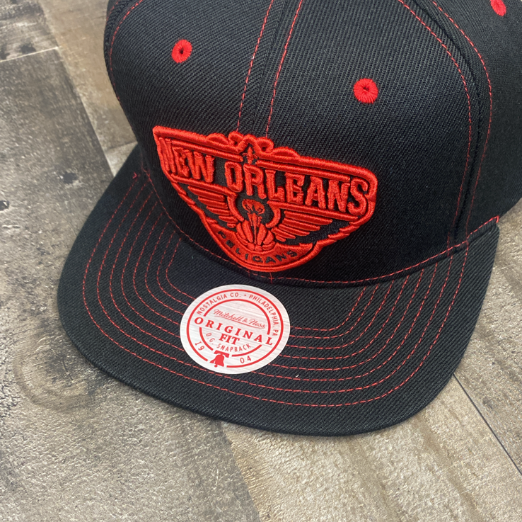 Mitchell & Ness- New Orleans Pelicans Dad hat – Major Key Clothing Shop