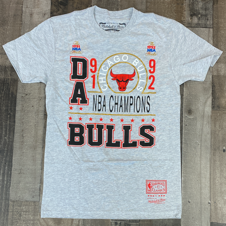 Mitchell & Ness- nba championship Bulls ss tee