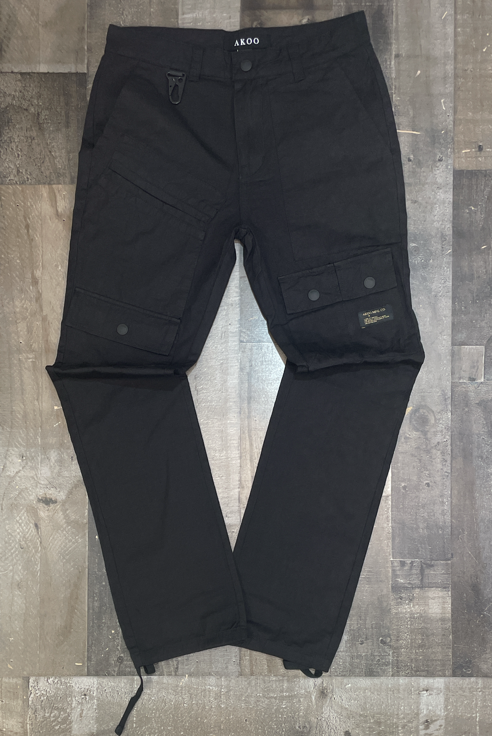 Akoo -base cargo pants (black)